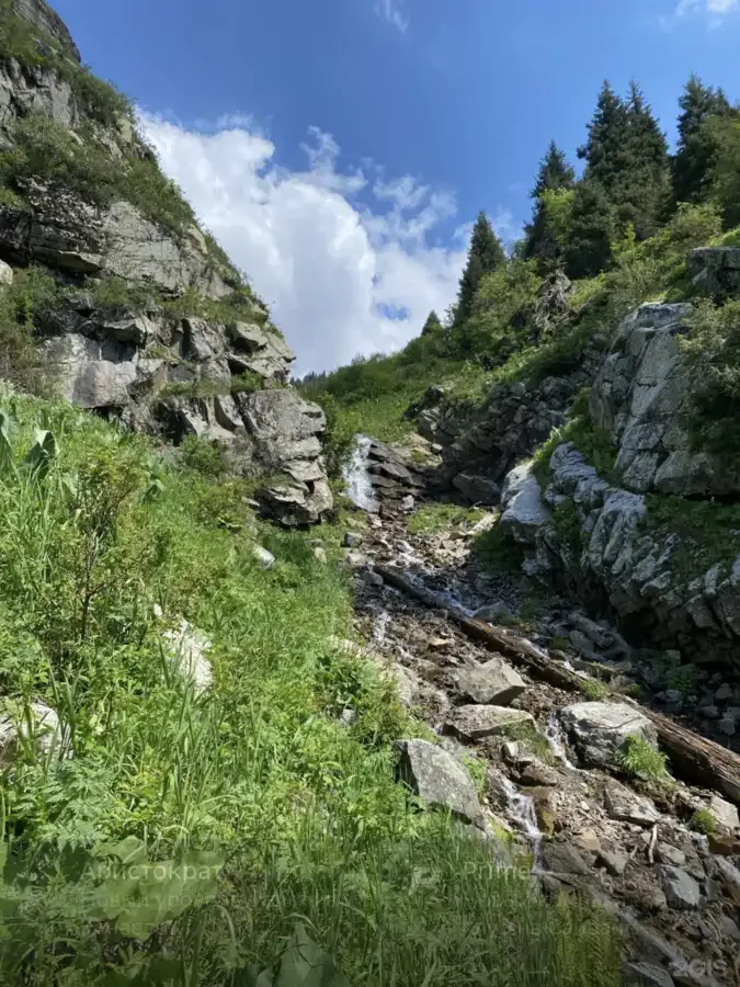 Alatas Waterfall and Malaya Almatinka Waterfall